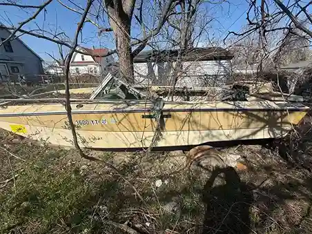 Damaged bow section of a vessel awaiting removal preparation